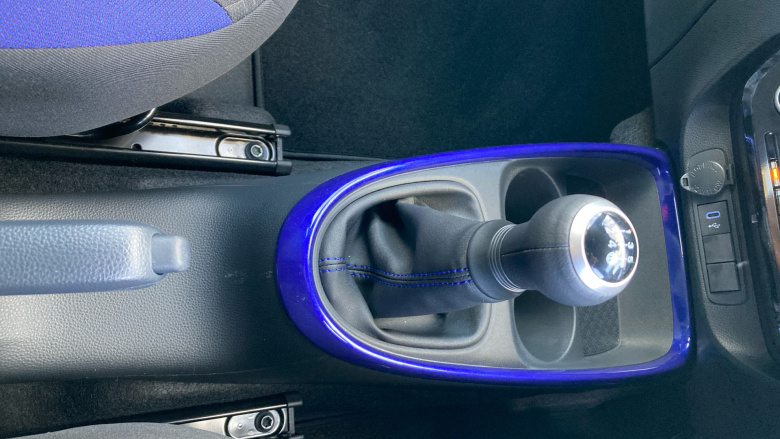 Toyota Aygo X 1.0 VVT-i Edge 5dr Petrol Hatchback